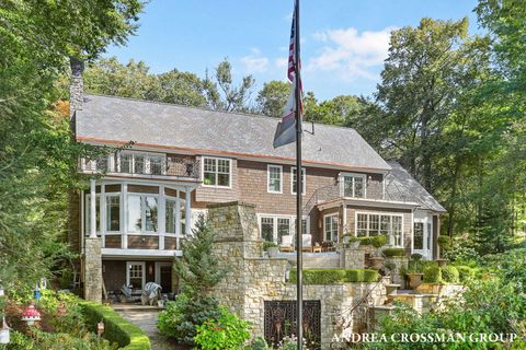 Photo of 4076 Fiddlers Way, Holland, MI 49423 (MLS # 25048330)