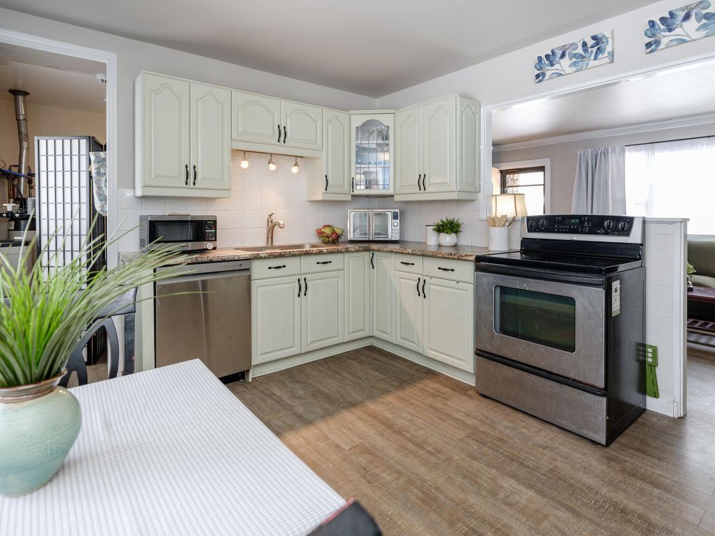 Photo of 4011 Standish Street, Kalamazoo, MI 49008 (MLS # 26005528)