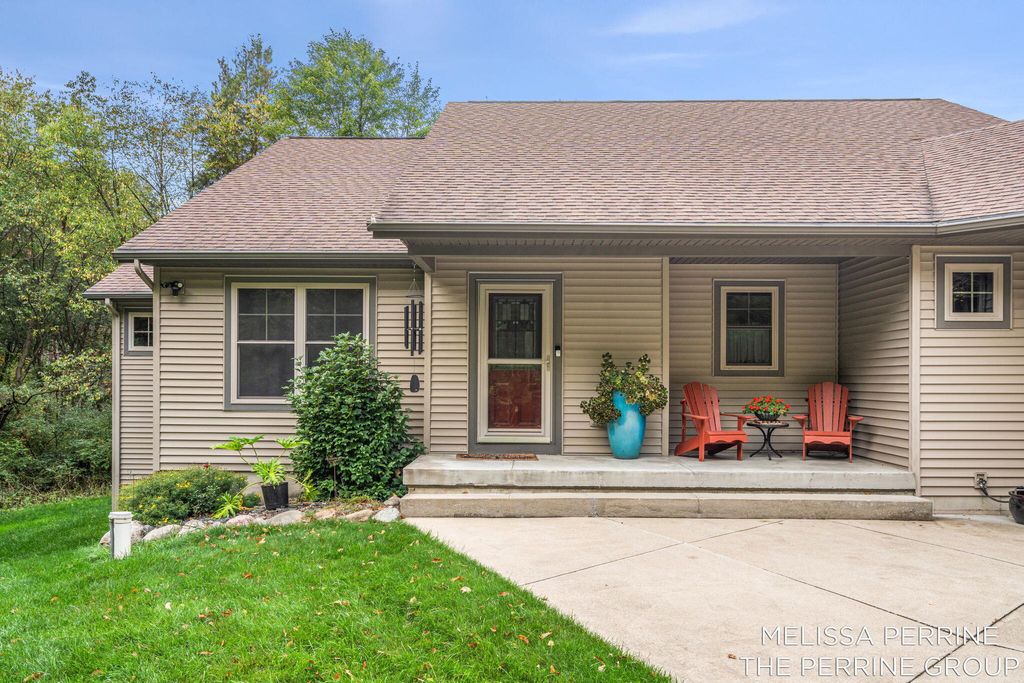 Photo of 14300 Oberley Drive SE, Lowell, MI 49331 (MLS # 26018840)