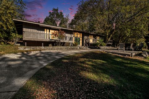 Photo of 700 Mar-Lawn Drive, Manistee, MI 49660 (MLS # 25055701)