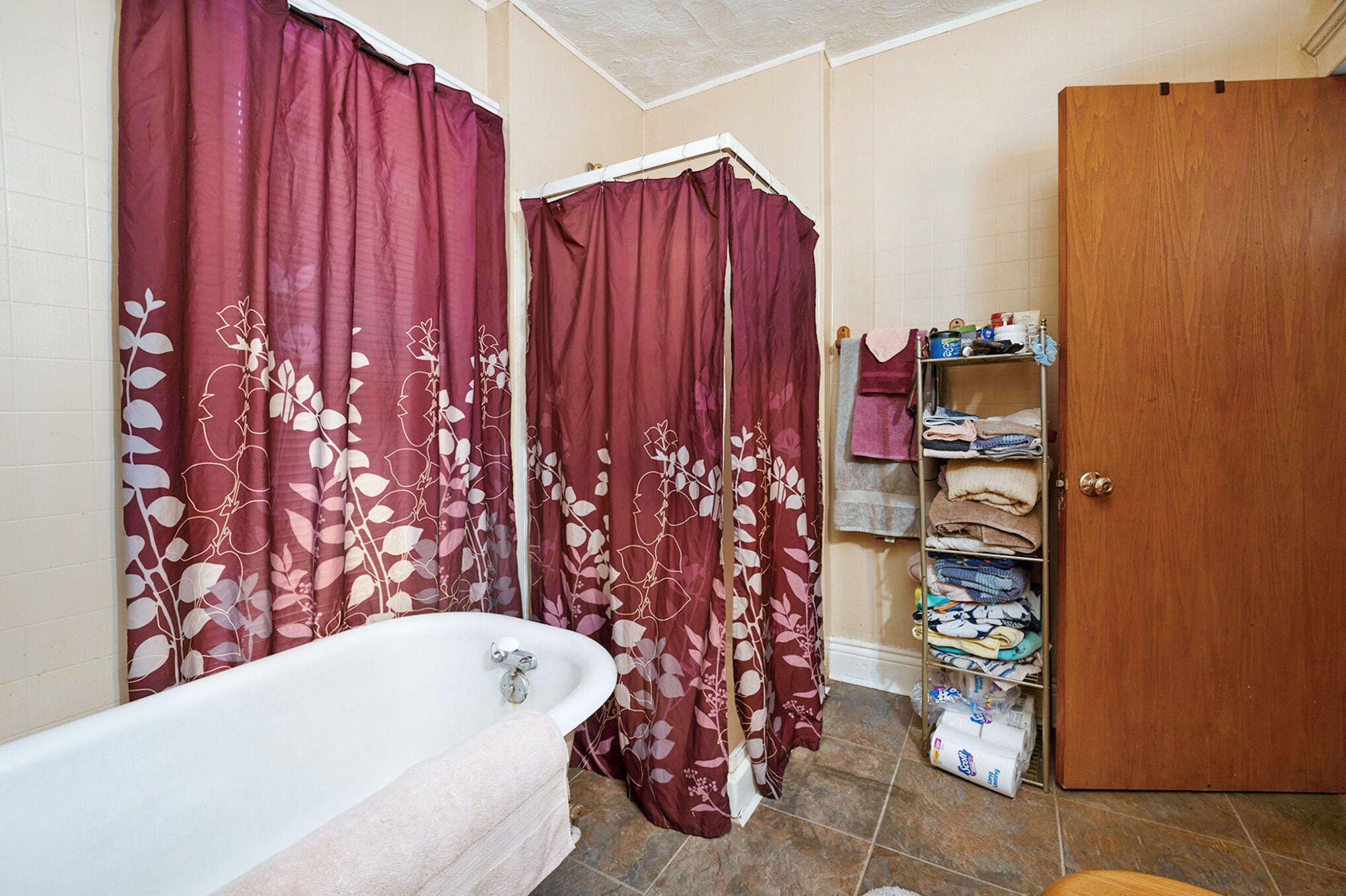 Battle Creek, Michigan 49014, United States, 3 Bedrooms Bedrooms, ,1 BathroomBathrooms,Residential,Active,45347