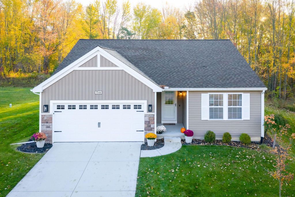 Photo of 7544 Bramling Drive SE, Caledonia, MI 49316 (MLS # 25055551)