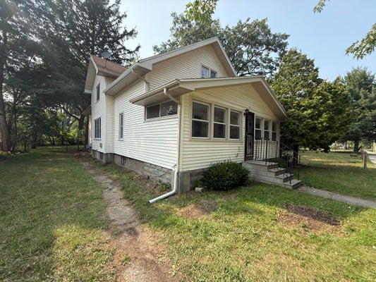 351 ERICKSON ST, MUSKEGON, MI 49442 - Image eaa2ca17cbc599ba847ff705e8b0b2ab/2585323274