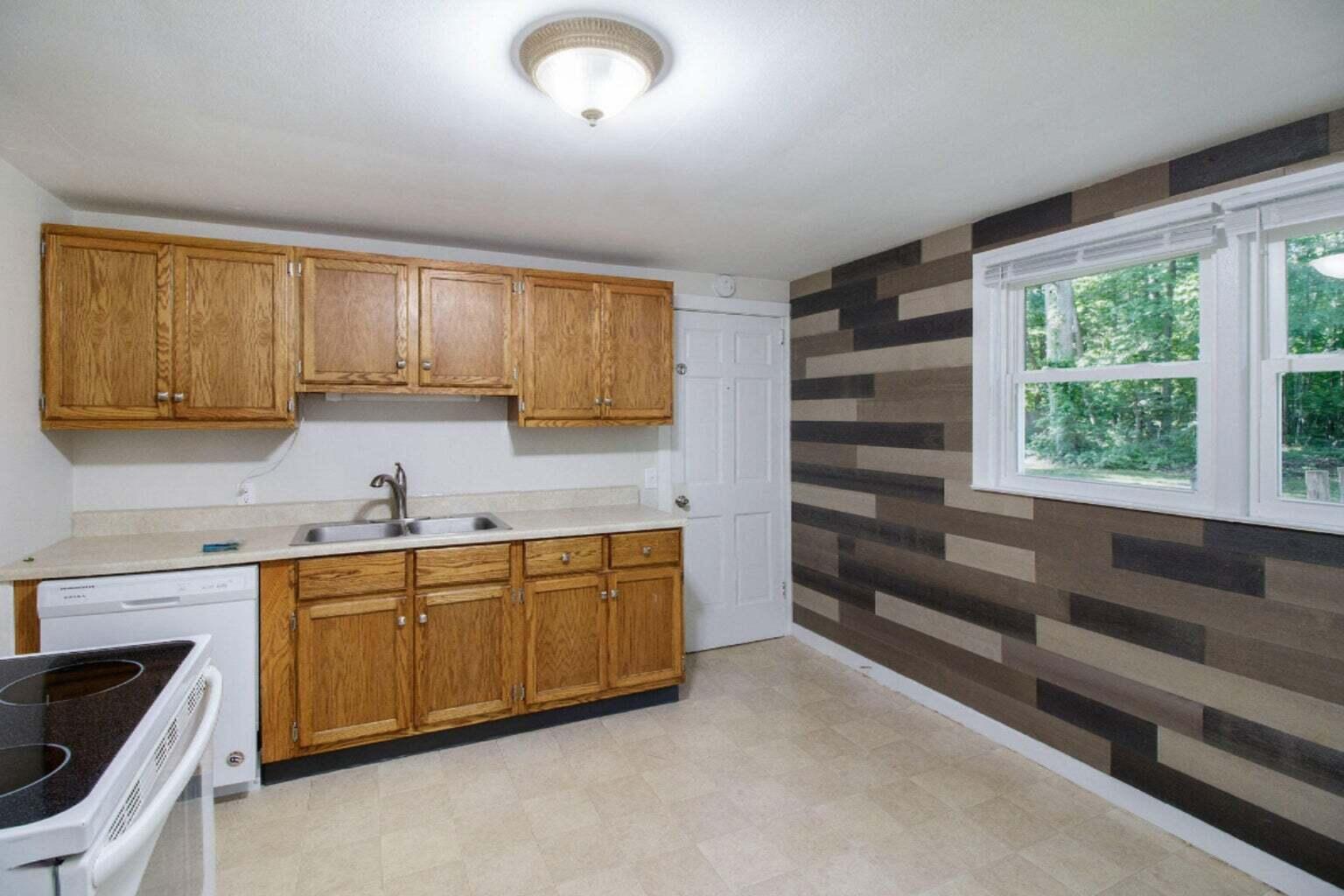 Portage, Michigan 49002, United States, 2 Bedrooms Bedrooms, ,1 BathroomBathrooms,Residential,Active,167911