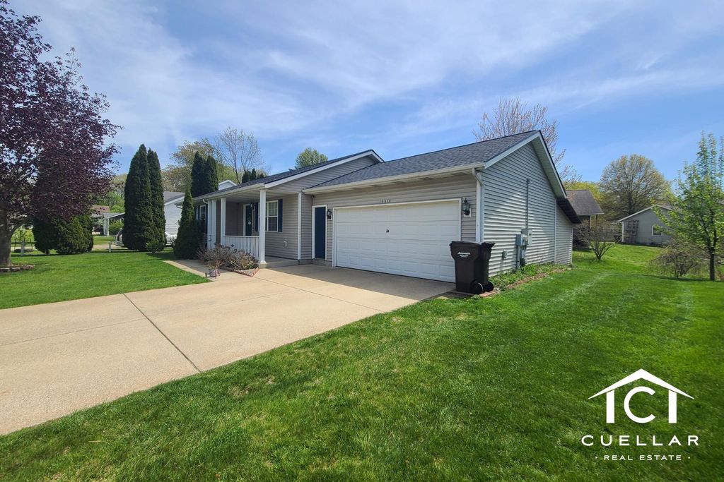 Photo of 13314 Tamarack Street, Holland, MI 49424 (MLS # 26004610)