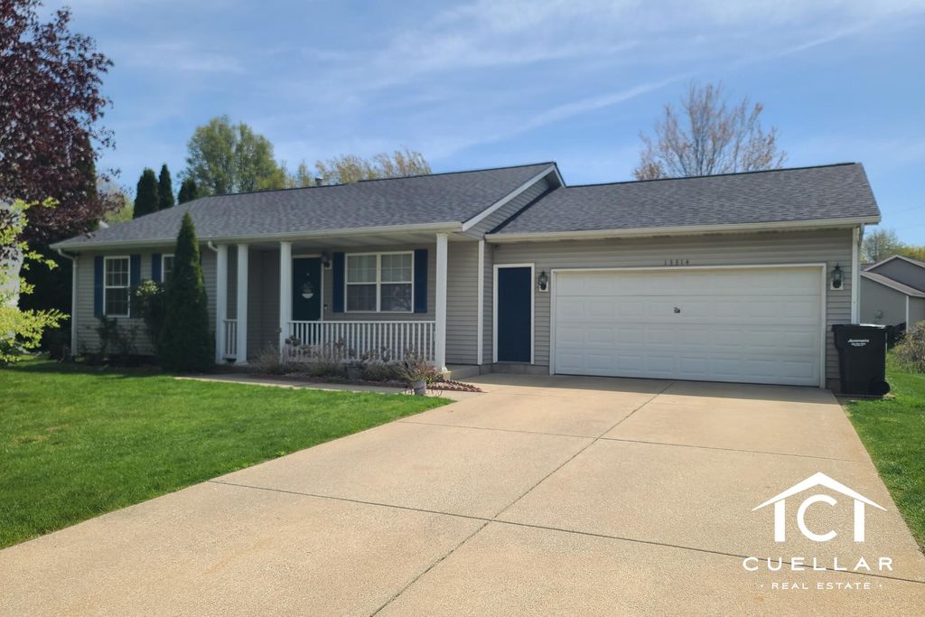Photo of 13314 Tamarack Street, Holland, MI 49424 (MLS # 26004610)