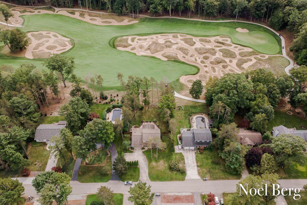 Photo of 17218 Timber Dunes Drive, Grand Haven, MI 49417 (MLS # 26010613)