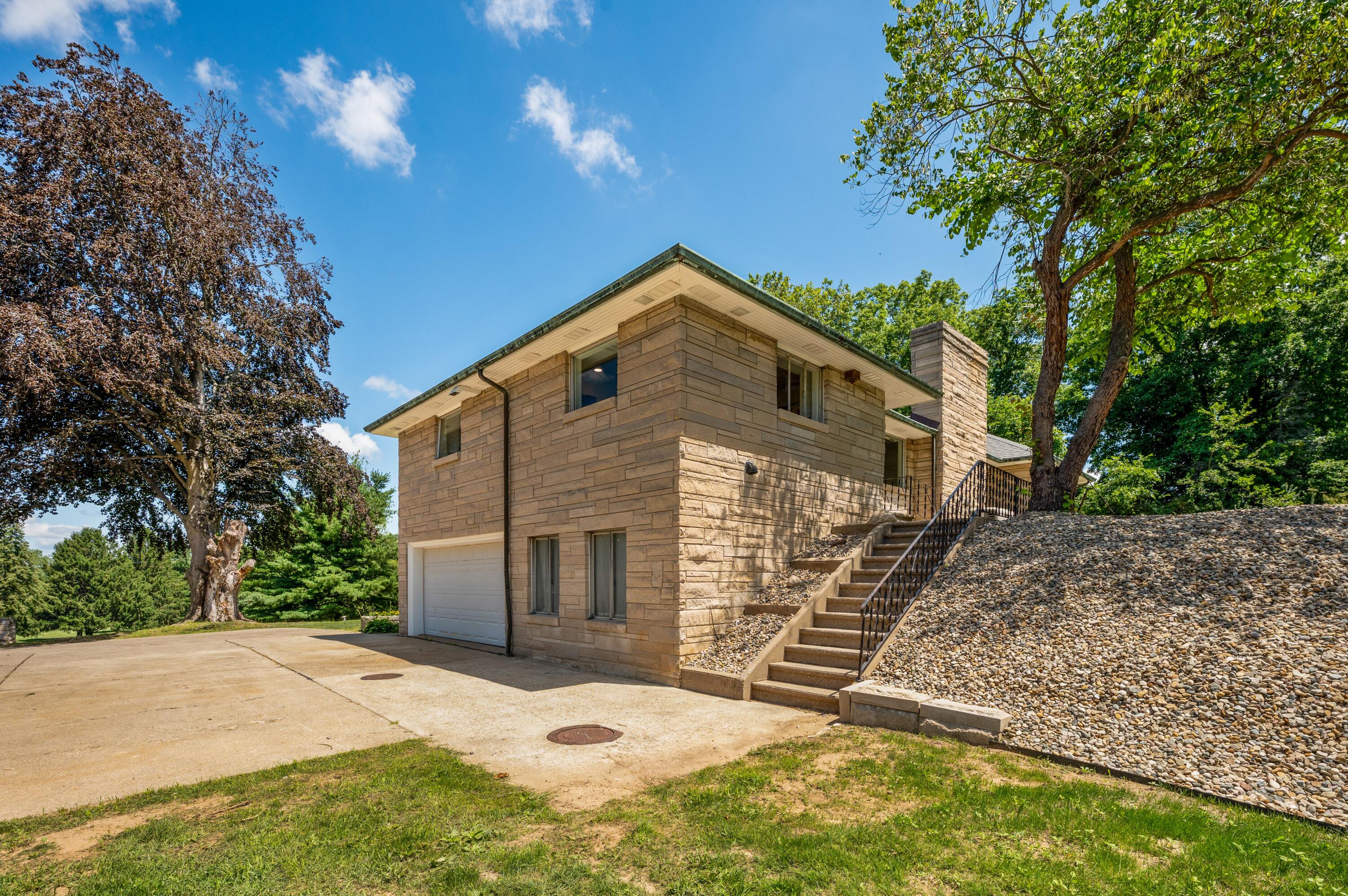 3017 Niles Buchanan Road