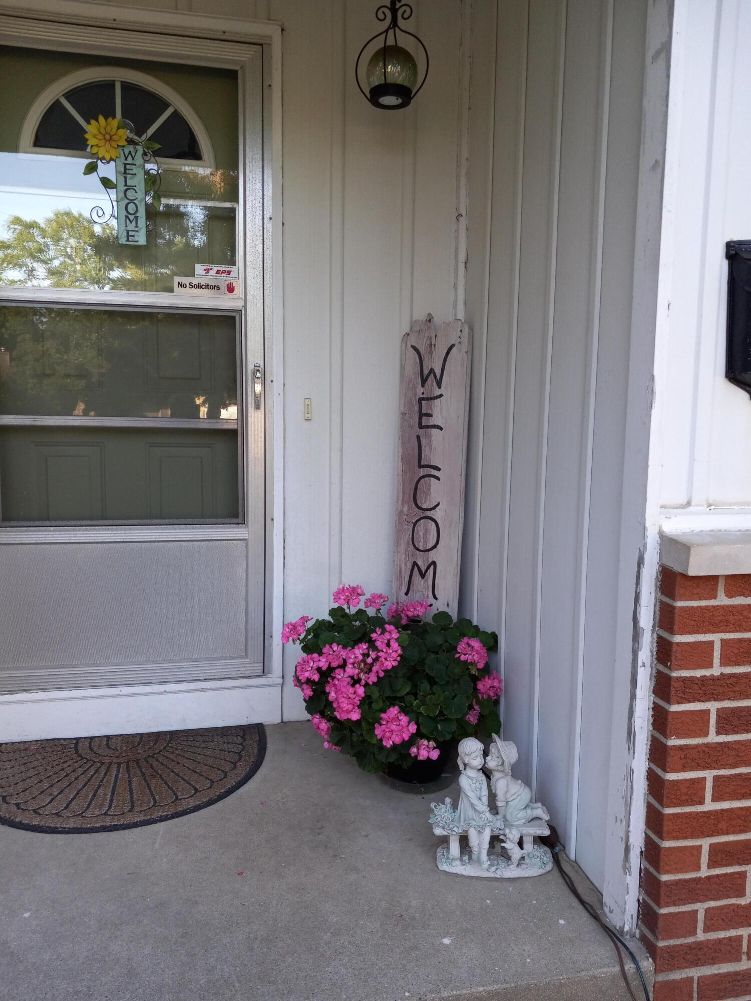 Allegan, Michigan 49010, United States, 3 Bedrooms Bedrooms, ,2 BathroomsBathrooms,Residential,Pending,114735