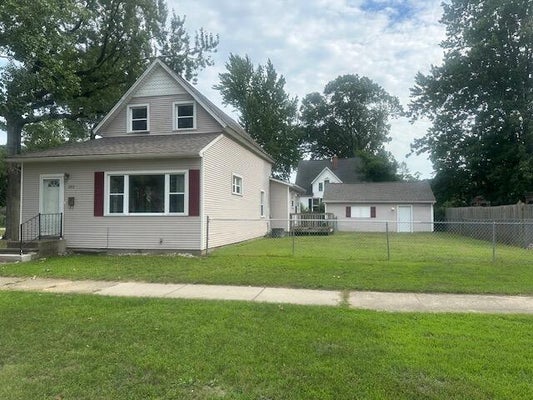 283 W FOREST AVE, MUSKEGON, MI 49441 - Image eafb1c44aab990cd8ee7abb52c7455f6/2652312302