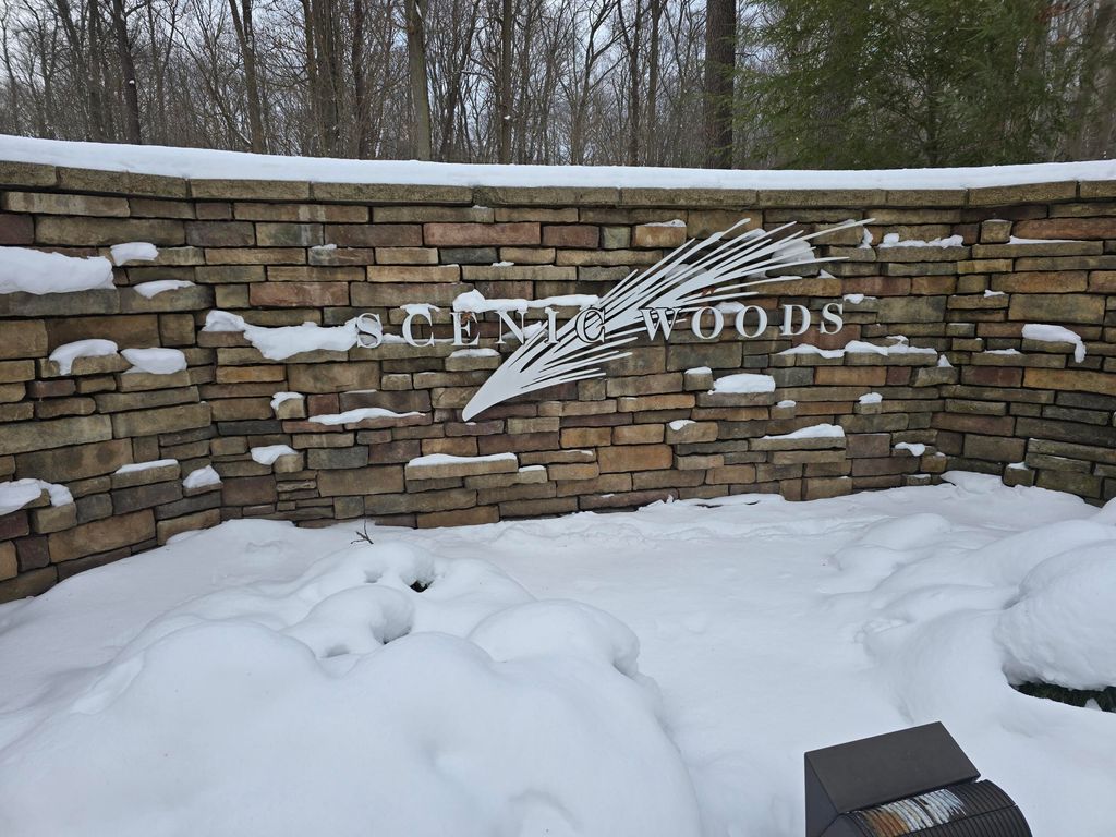 Photo of 6187 Scenic Woods Circle S, Muskegon, MI 49445 (MLS # 26002733)