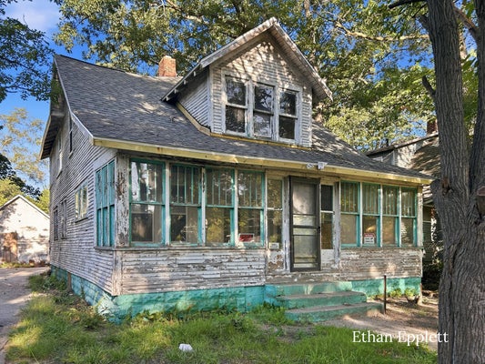 2405 HOWDEN ST, MUSKEGON, MI 49444 - Image eb0b1957cfac33293cff92b8b5d0825f/3699738746