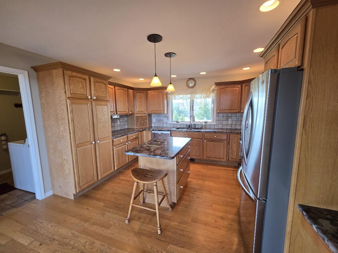 136 Lakeridge Trail