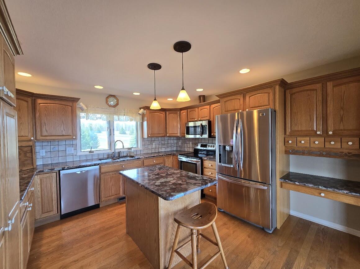 136 Lakeridge Trail