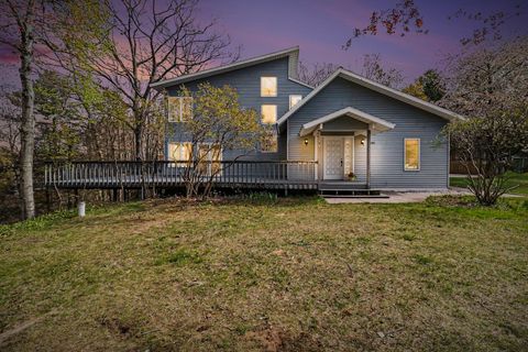 Photo of 8240 W Stony Lake Road, New Era, MI 49446 (MLS # 26021115)
