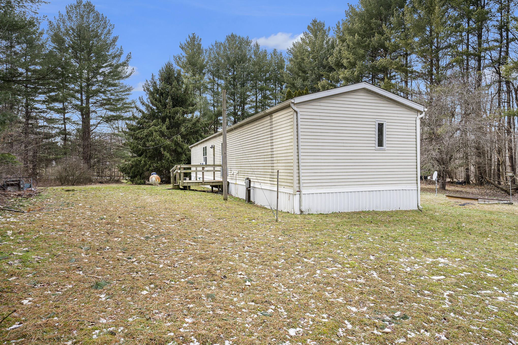 Bloomingdale, Michigan 49026, United States, 2 Bedrooms Bedrooms, ,2 BathroomsBathrooms,Residential,Active,94457
