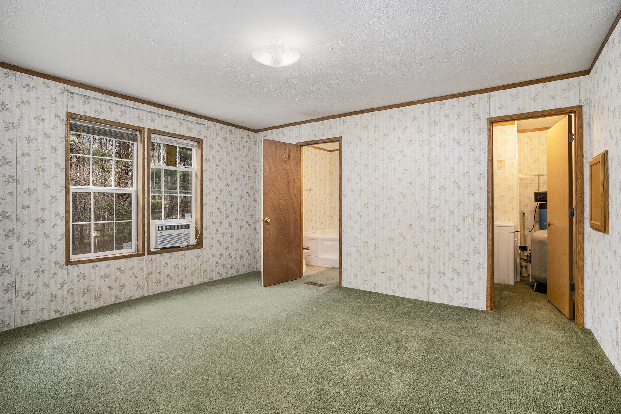 Bloomingdale, Michigan 49026, United States, 2 Bedrooms Bedrooms, ,2 BathroomsBathrooms,Residential,Active,94457