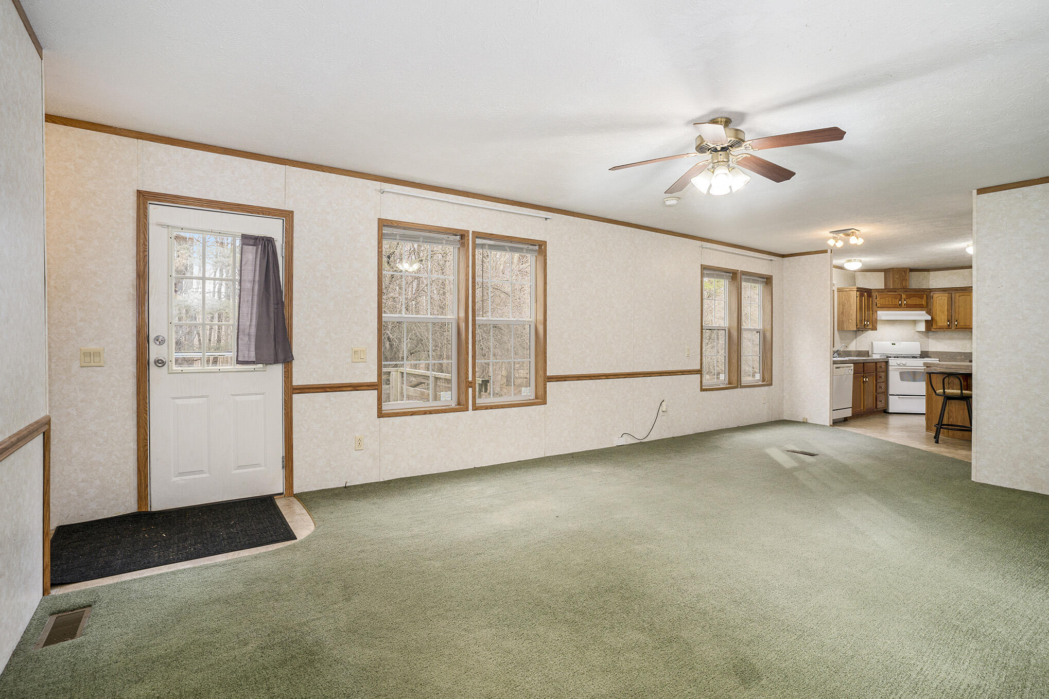 Bloomingdale, Michigan 49026, United States, 2 Bedrooms Bedrooms, ,2 BathroomsBathrooms,Residential,Active,94457