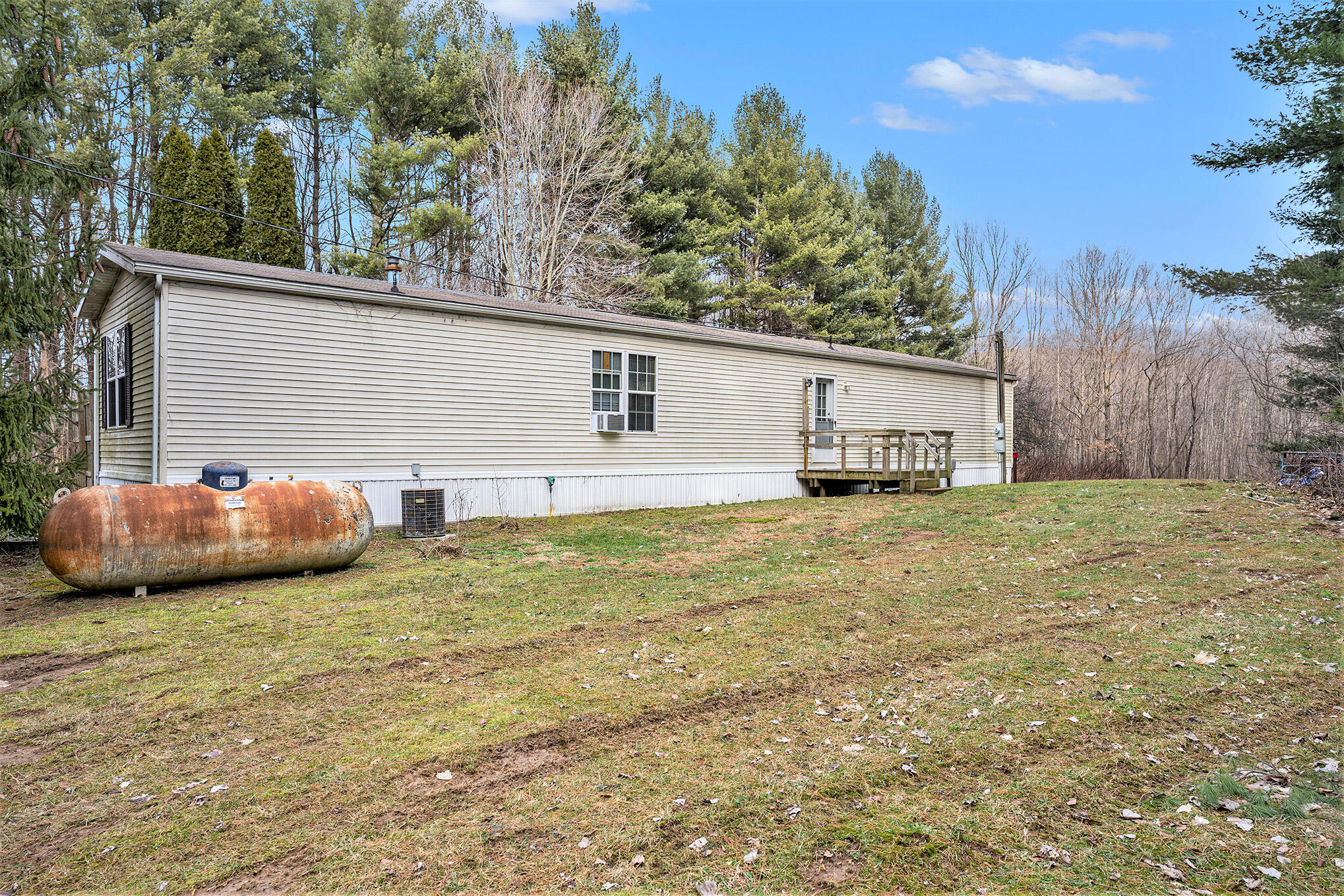 Bloomingdale, Michigan 49026, United States, 2 Bedrooms Bedrooms, ,2 BathroomsBathrooms,Residential,Active,94457