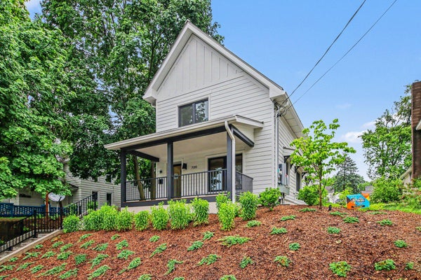 720 EASTERN AVE NE, GRAND RAPIDS, MI 49503 - Image ebc45e72e976e4c2b366966ccc4b0807/1277914365