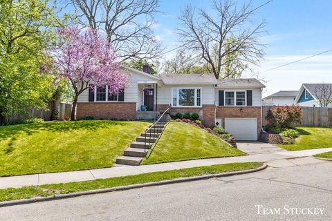 1540 Lyon Street NE, Grand Rapids, MI 49503 - MLS#: 25021580
