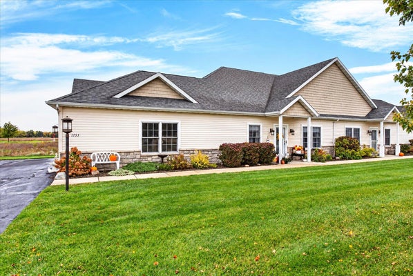 1753 PEACHTREE PATH, STEVENSVILLE, MI 49127 - Image ebf29fb3974b84e4ac5c428dfaceaf76/3969292248