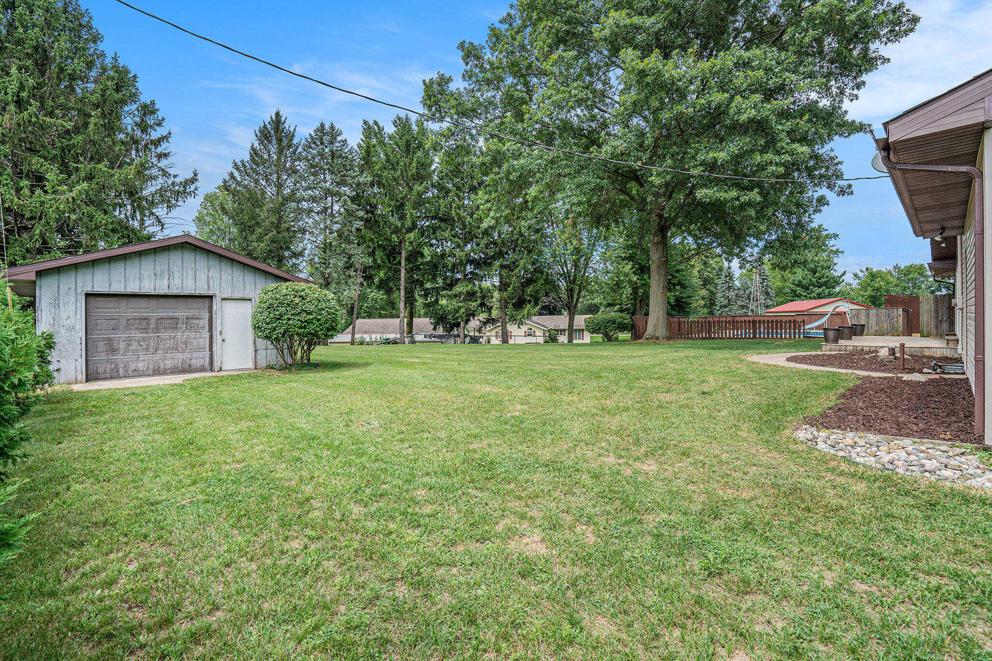 Constantine, Michigan 49042, United States, 4 Bedrooms Bedrooms, ,2 BathroomsBathrooms,Residential,Active,196396