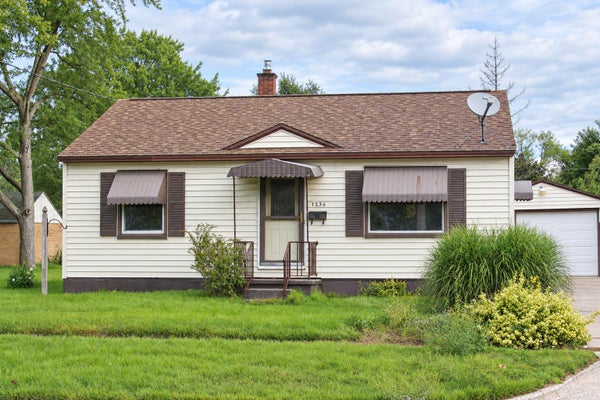 1236 E ISABELLA AVE, MUSKEGON, MI 49442 - Image ec372b8f8d8715328c4d87fe0adb60bc/2267006