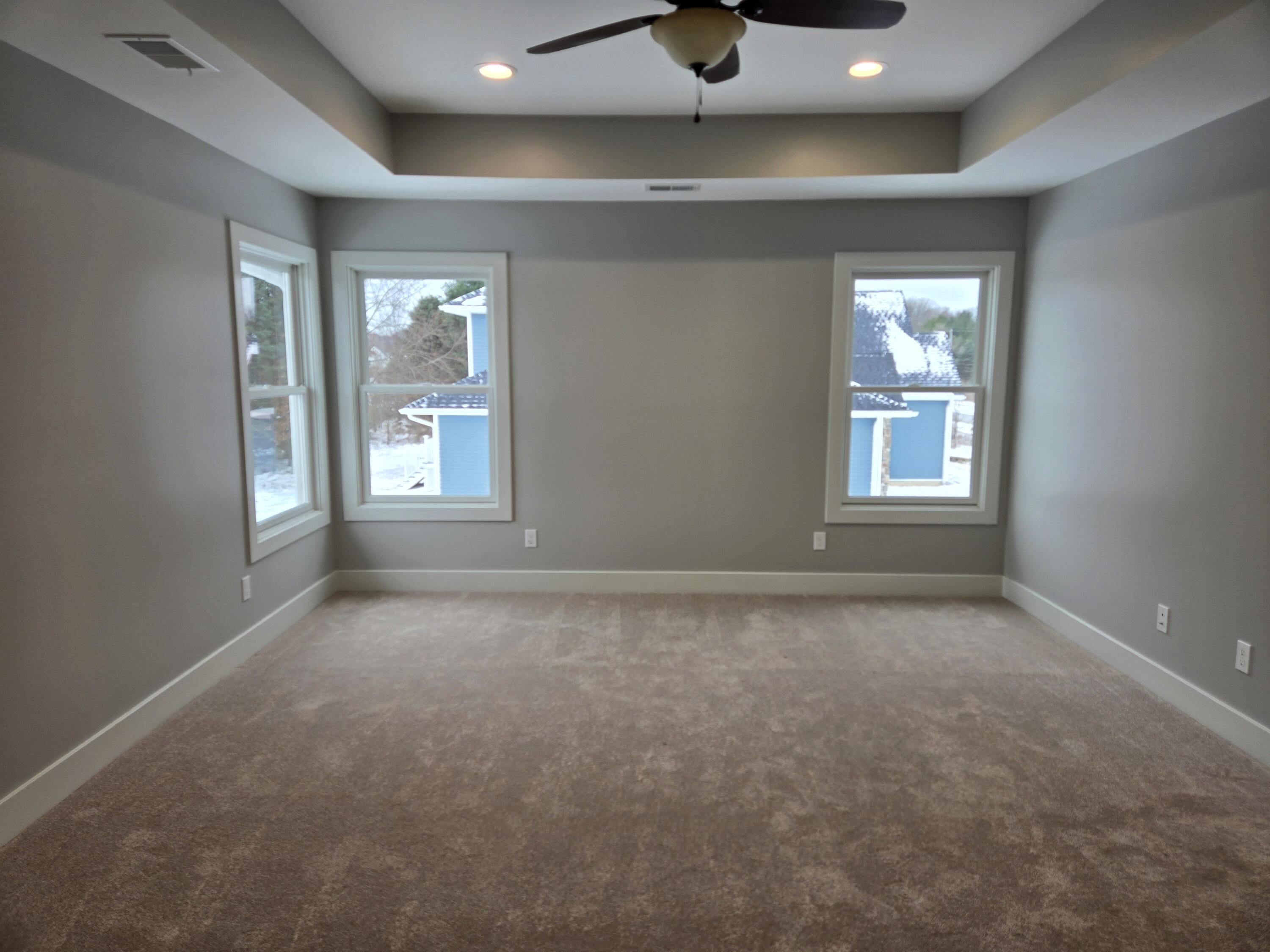 2412 Ulrich Lane