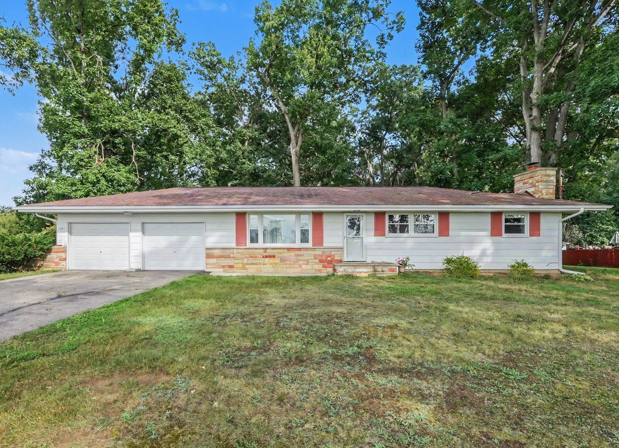 1137 Maynard Avenue - Photo 2