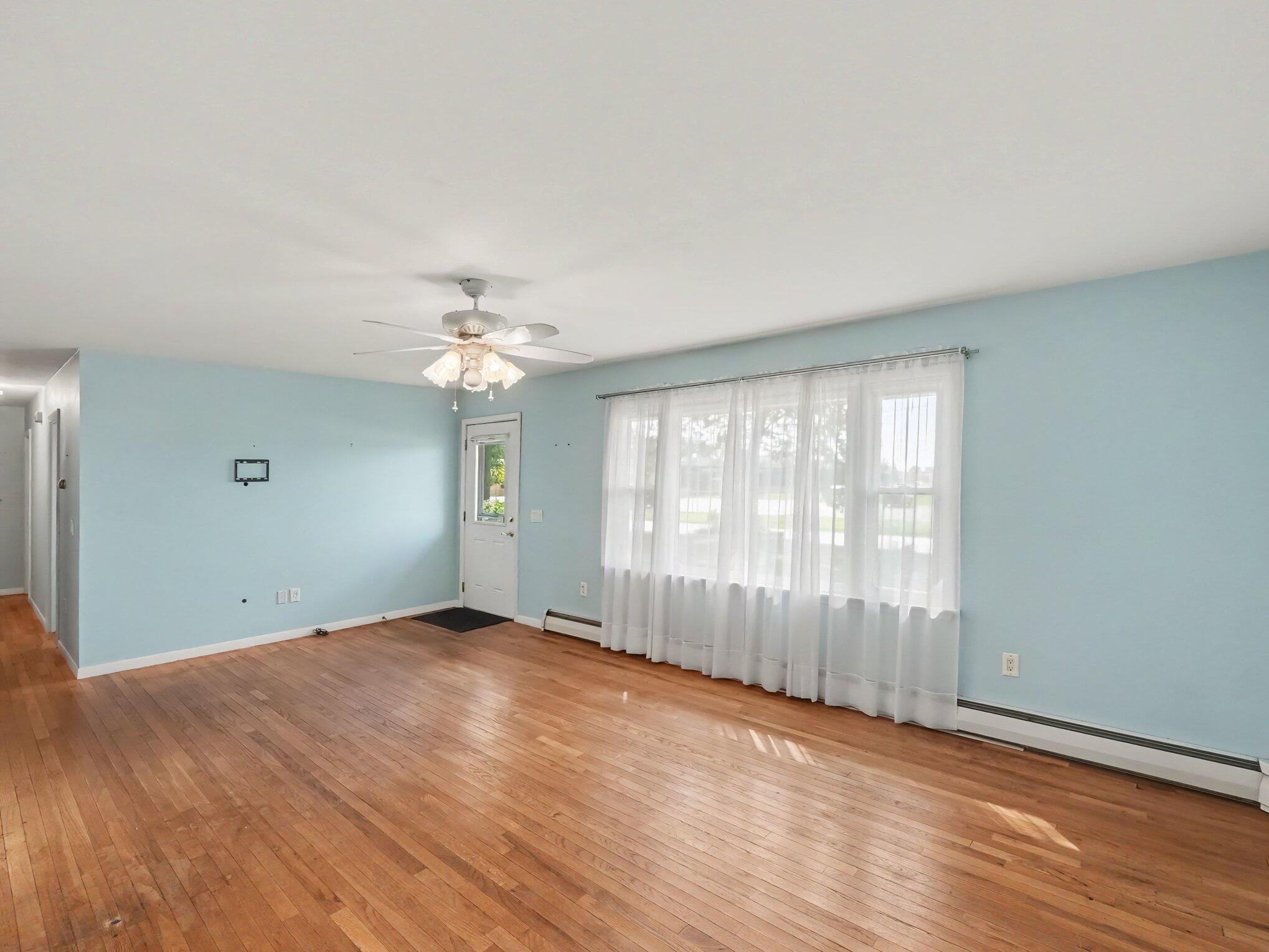 1137 Maynard Avenue - Photo 4