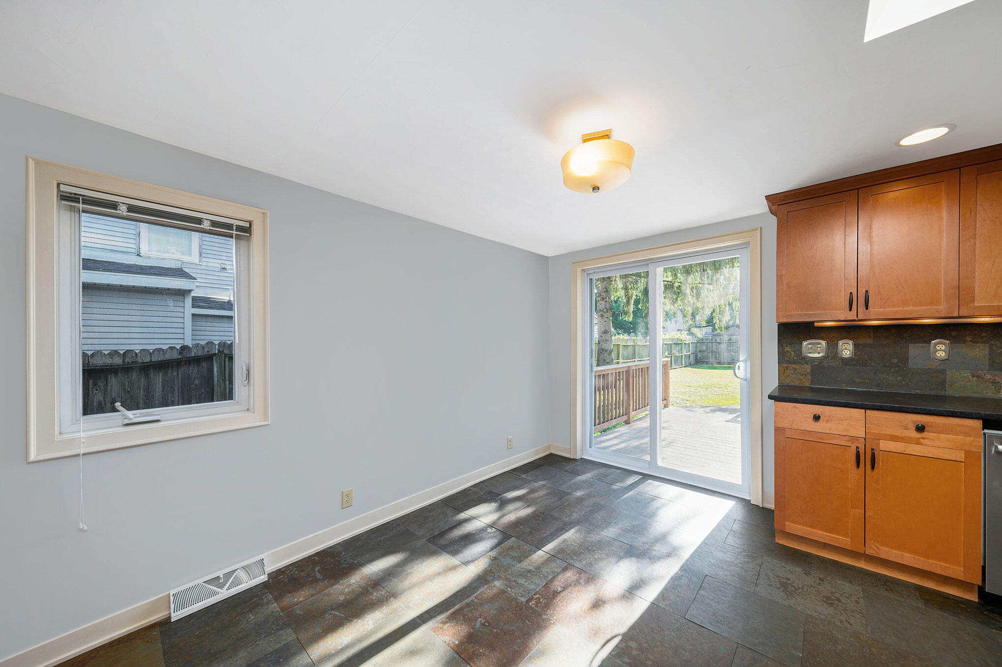 Schoolcraft, Michigan 49087, United States, 3 Bedrooms Bedrooms, ,2 BathroomsBathrooms,Residential,Active,10206