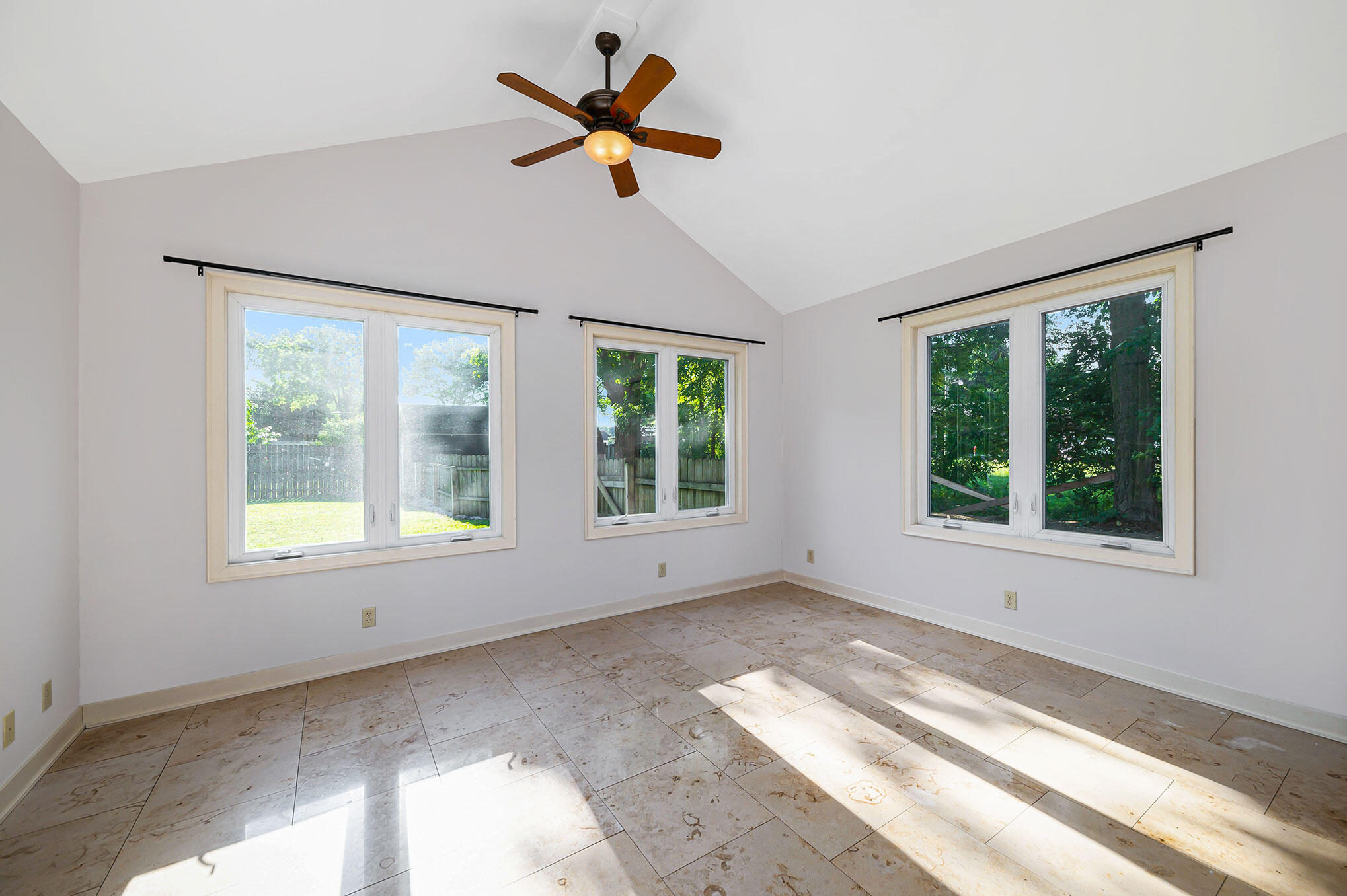 Schoolcraft, Michigan 49087, United States, 3 Bedrooms Bedrooms, ,2 BathroomsBathrooms,Residential,Active,10206