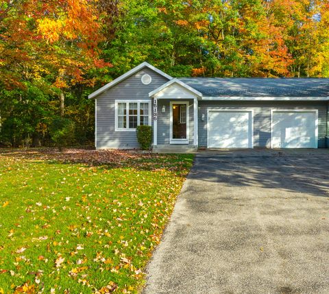 Photo of 15135 Huckleberry Court, Spring Lake, MI 49456 (MLS # 25054419)