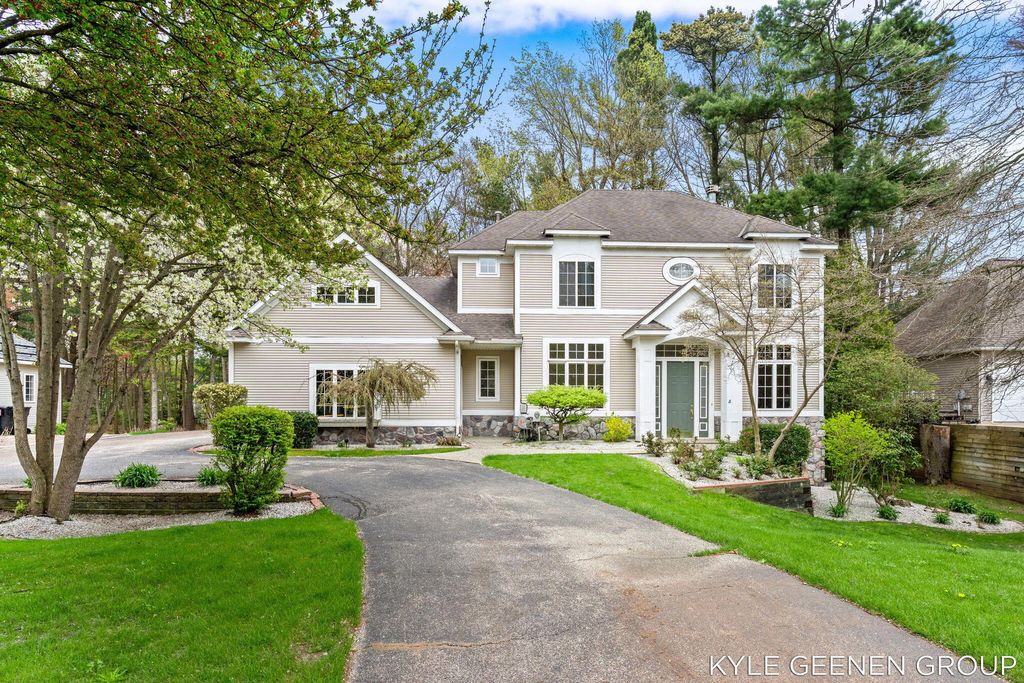Photo of 2918 Foxboro Lane, Holland, MI 49424 (MLS # 26019345)