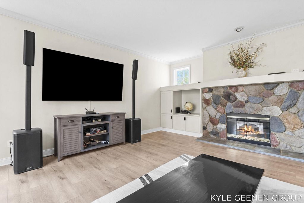 Photo of 2918 Foxboro Lane, Holland, MI 49424 (MLS # 26019345)