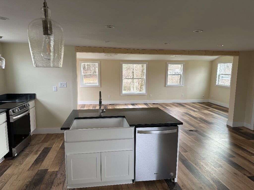 8223 Hochberger Road, Eau Claire, MI 49111 | MLS 23028361 | Listing ...