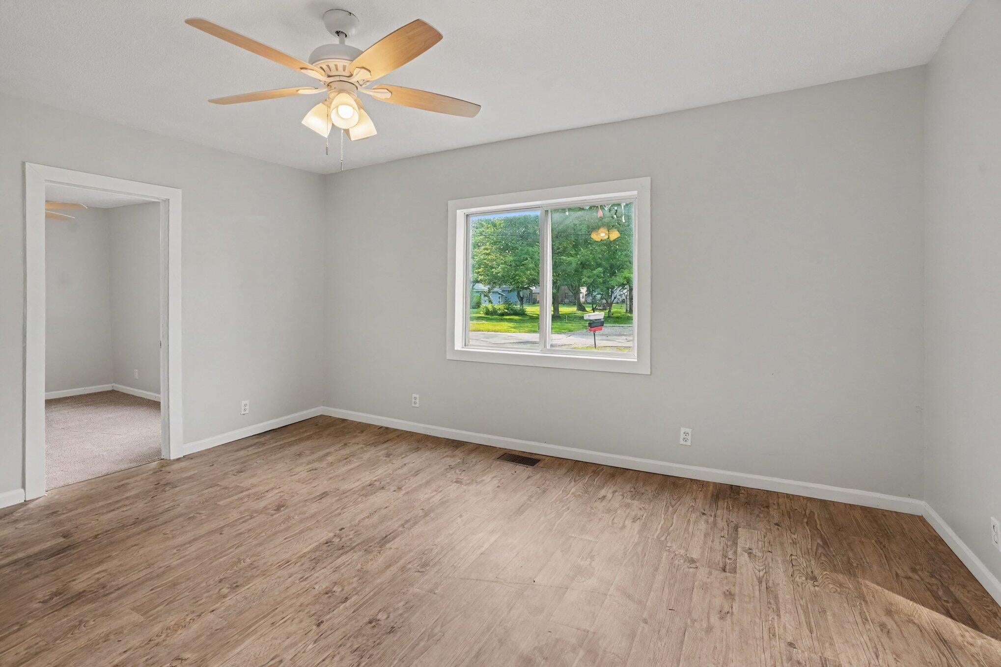 Listing 27
