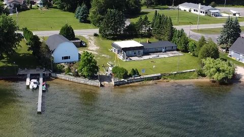 Photo of 4472 Crescent Beach Road, Onekama, MI 49675 (MLS # 26018590)