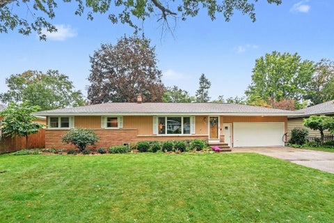 Photo for 53 W 34th Street