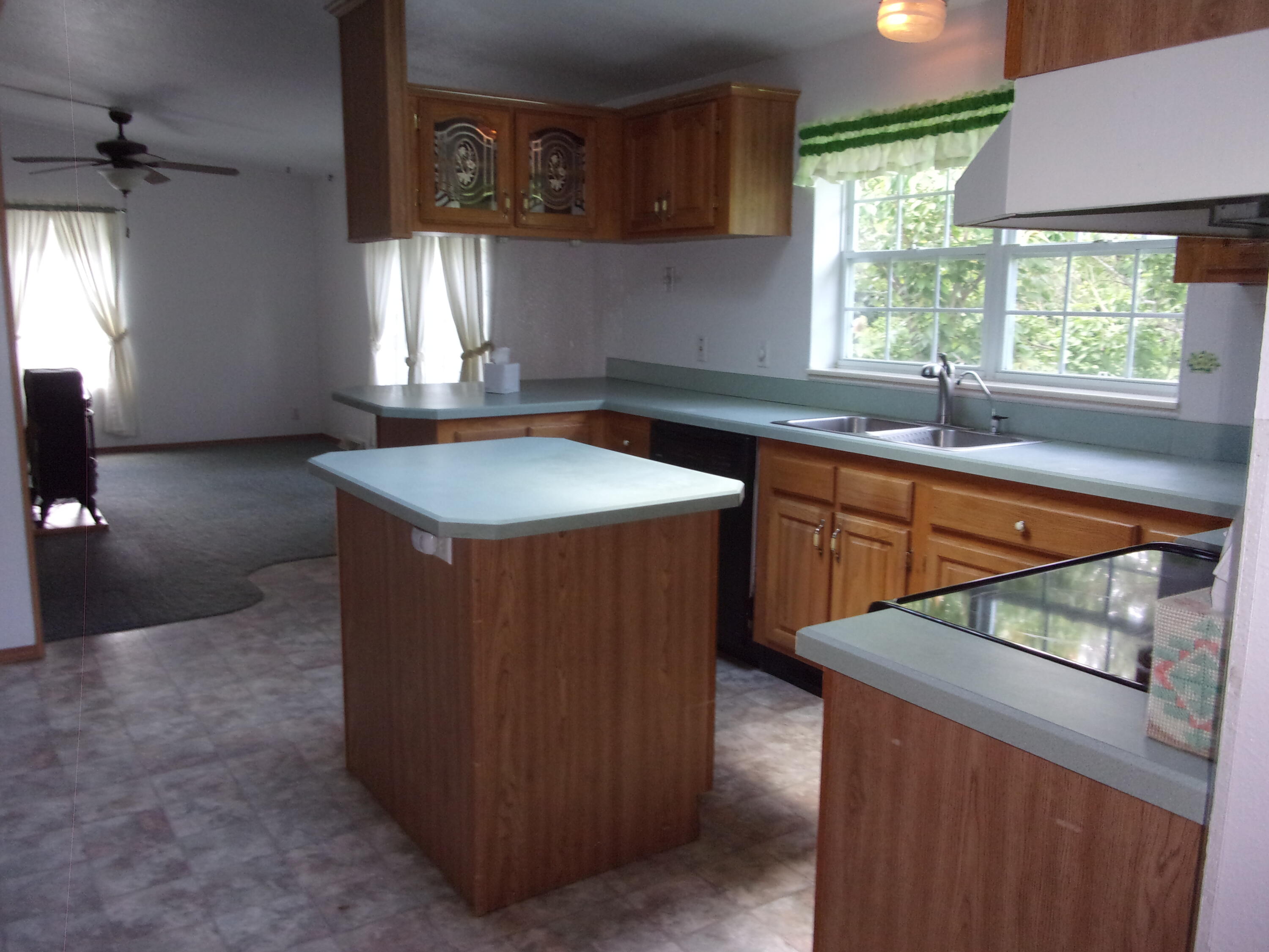 Sturgis, Michigan 49091, United States, 3 Bedrooms Bedrooms, ,2 BathroomsBathrooms,Residential,Pending,144788