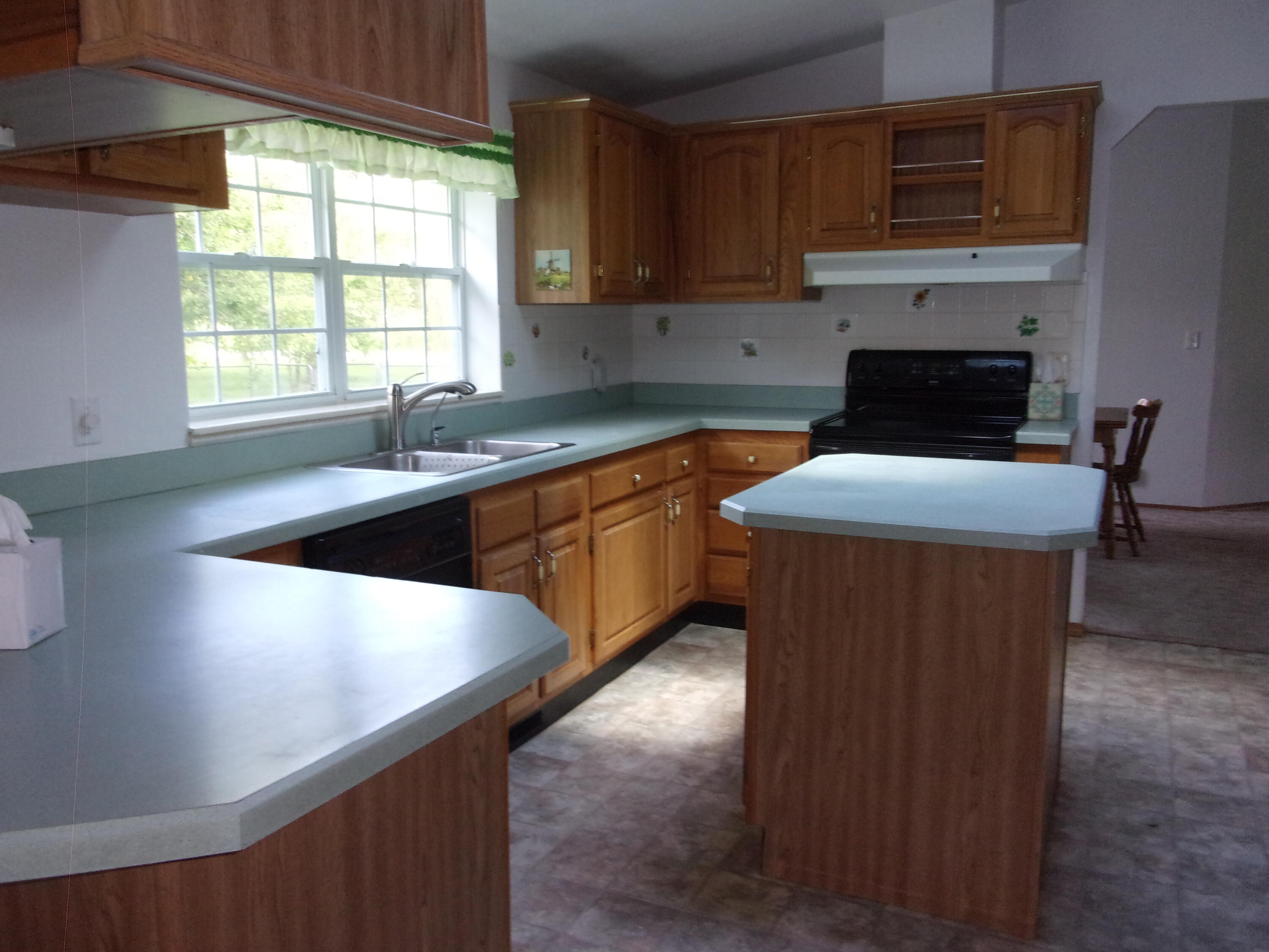 Sturgis, Michigan 49091, United States, 3 Bedrooms Bedrooms, ,2 BathroomsBathrooms,Residential,Pending,144788