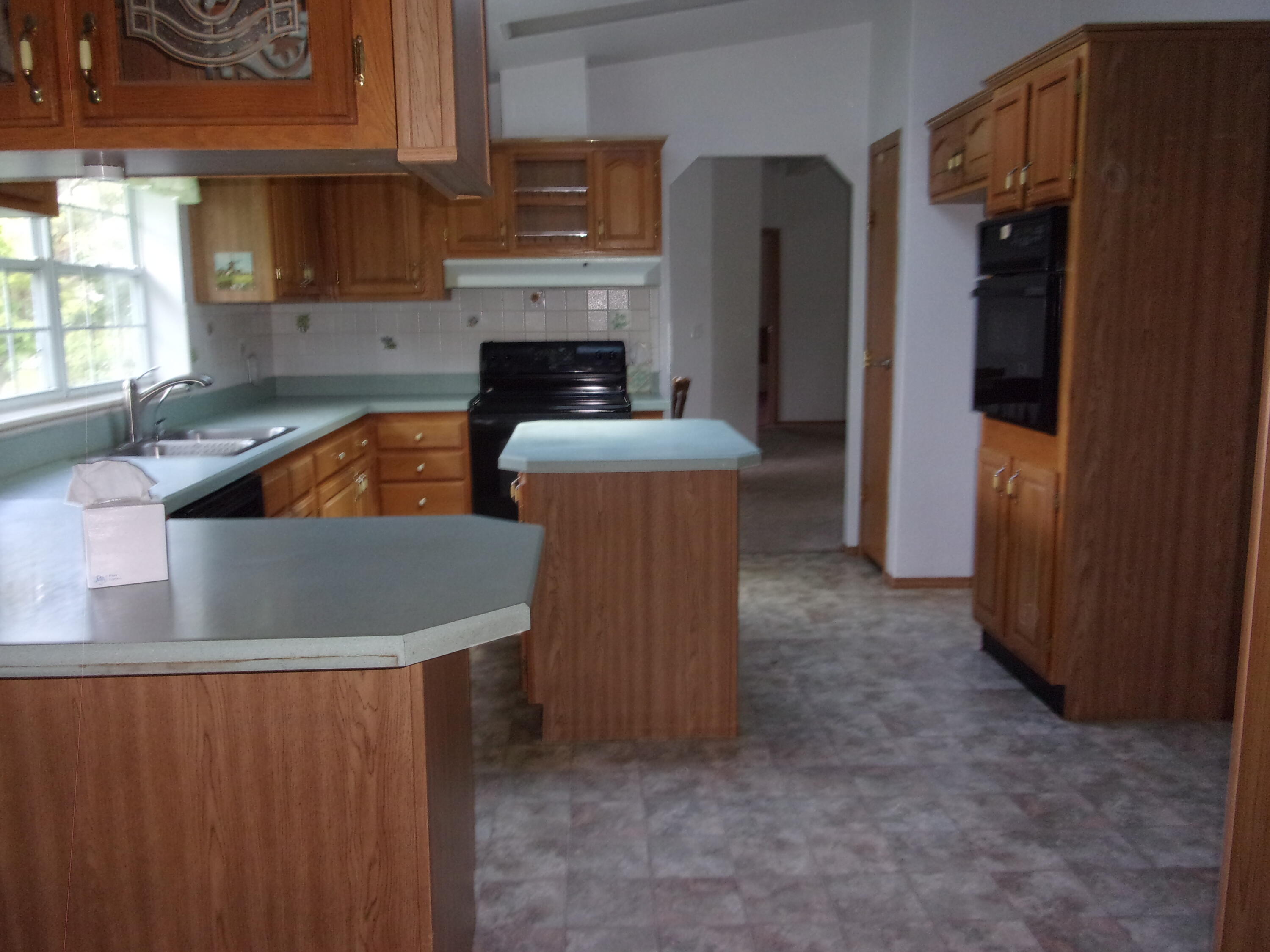 Sturgis, Michigan 49091, United States, 3 Bedrooms Bedrooms, ,2 BathroomsBathrooms,Residential,Pending,144788