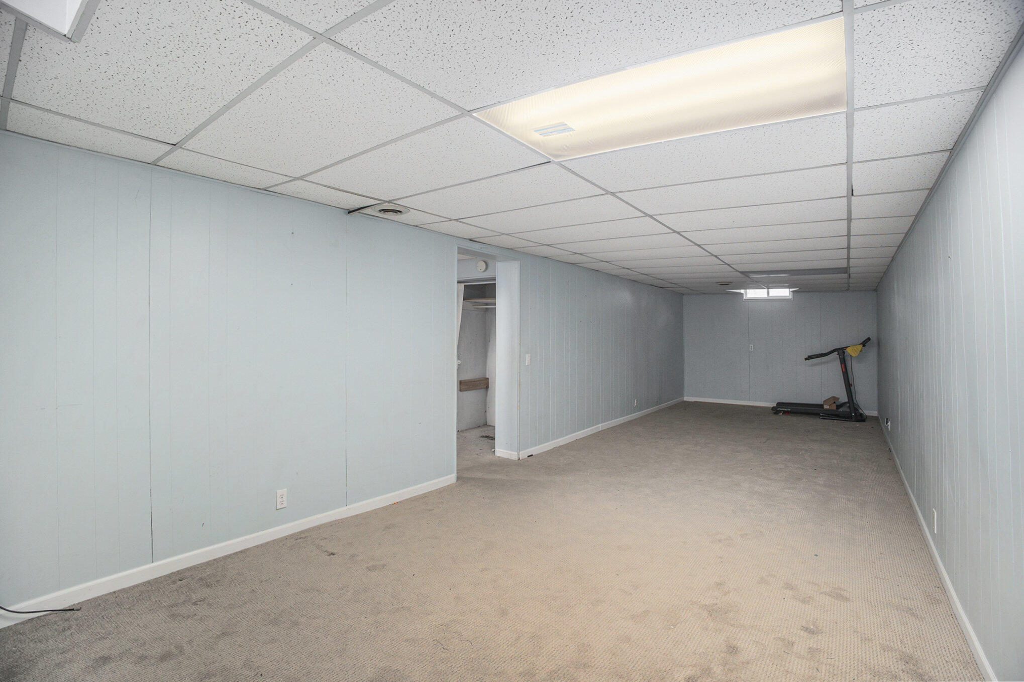 Kalamazoo, Michigan 49006, United States, 3 Bedrooms Bedrooms, ,2 BathroomsBathrooms,Residential,Pending,5318