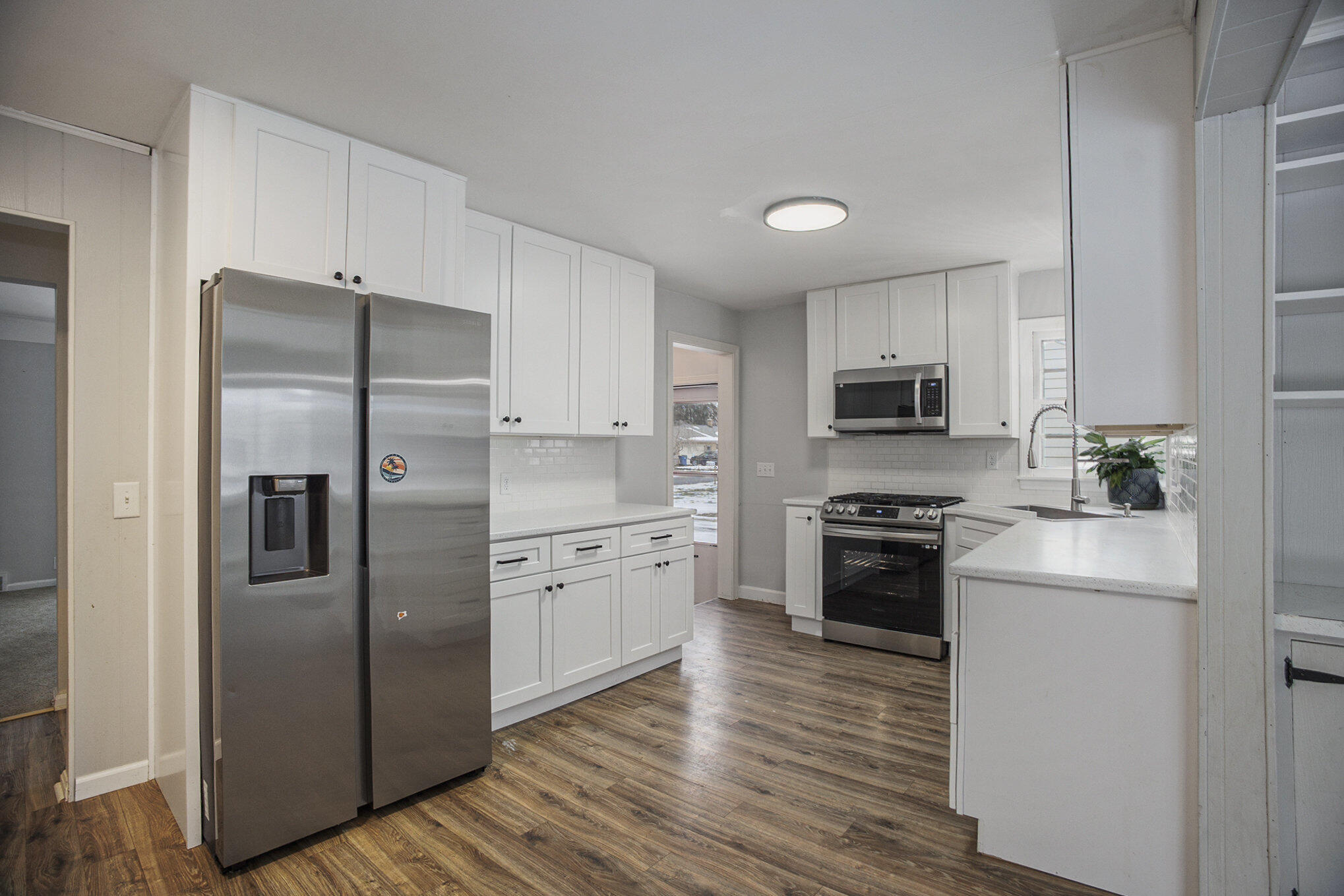 Kalamazoo, Michigan 49006, United States, 3 Bedrooms Bedrooms, ,2 BathroomsBathrooms,Residential,Pending,5318