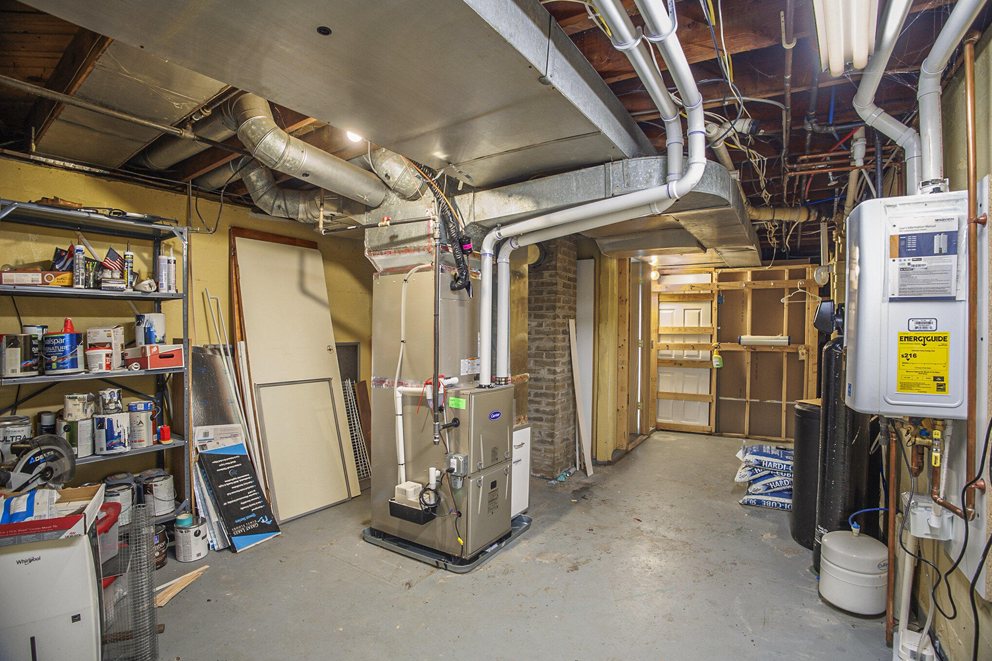 Kalamazoo, Michigan 49006, United States, 3 Bedrooms Bedrooms, ,2 BathroomsBathrooms,Residential,Pending,5318