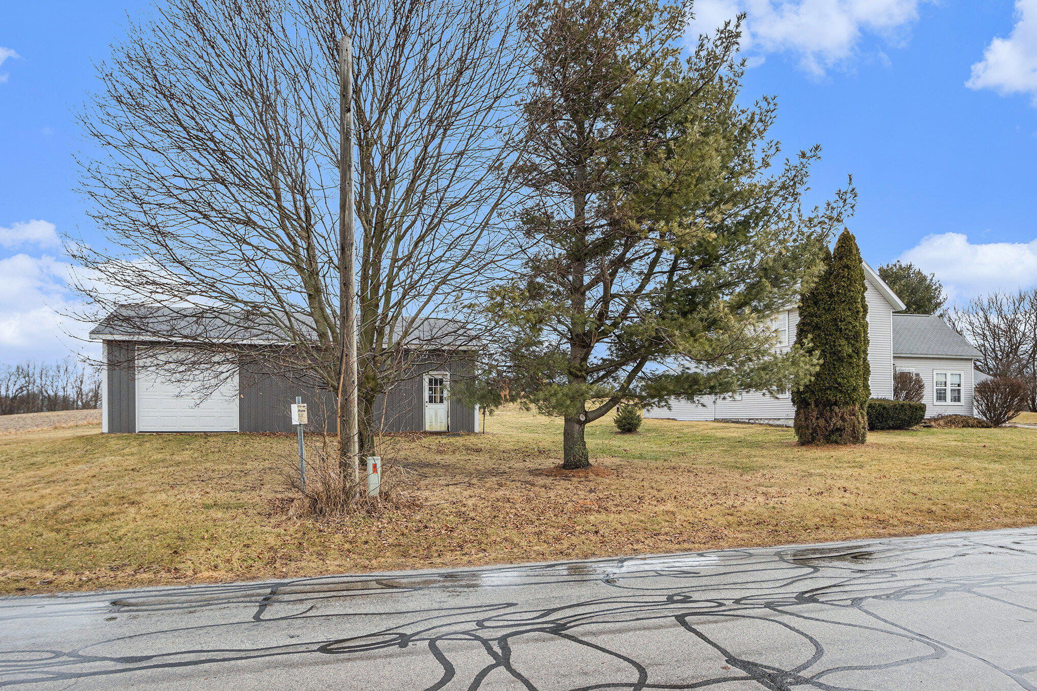 Union City, Michigan 49094, United States, 4 Bedrooms Bedrooms, ,2 BathroomsBathrooms,Residential,Active,186487