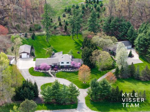 589 Grand River Drive NE Ada MI 49301