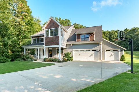 6606 Spaniel Drive Kalamazoo MI 49009