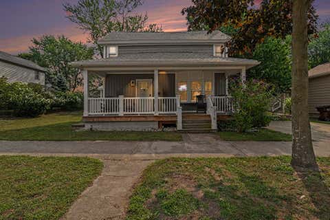 Photo of 316 N William Street, Ludington, MI 49431 (MLS # 26042971)